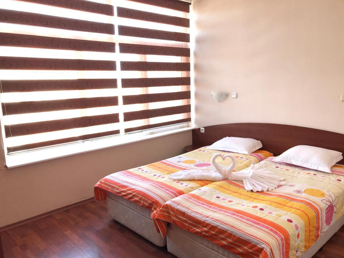 Red House Guest House Несебр Экстерьер фото