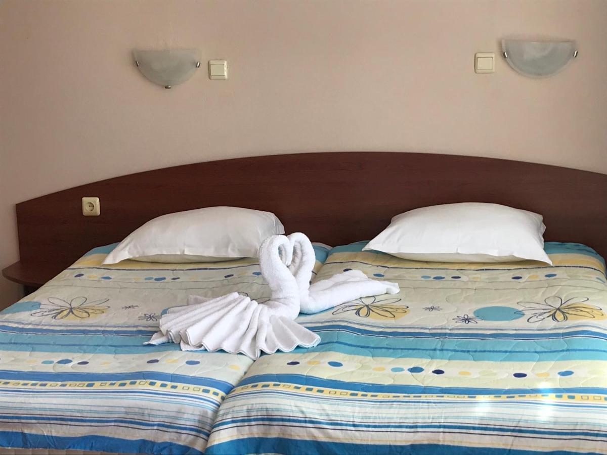 Red House Guest House Несебр Экстерьер фото