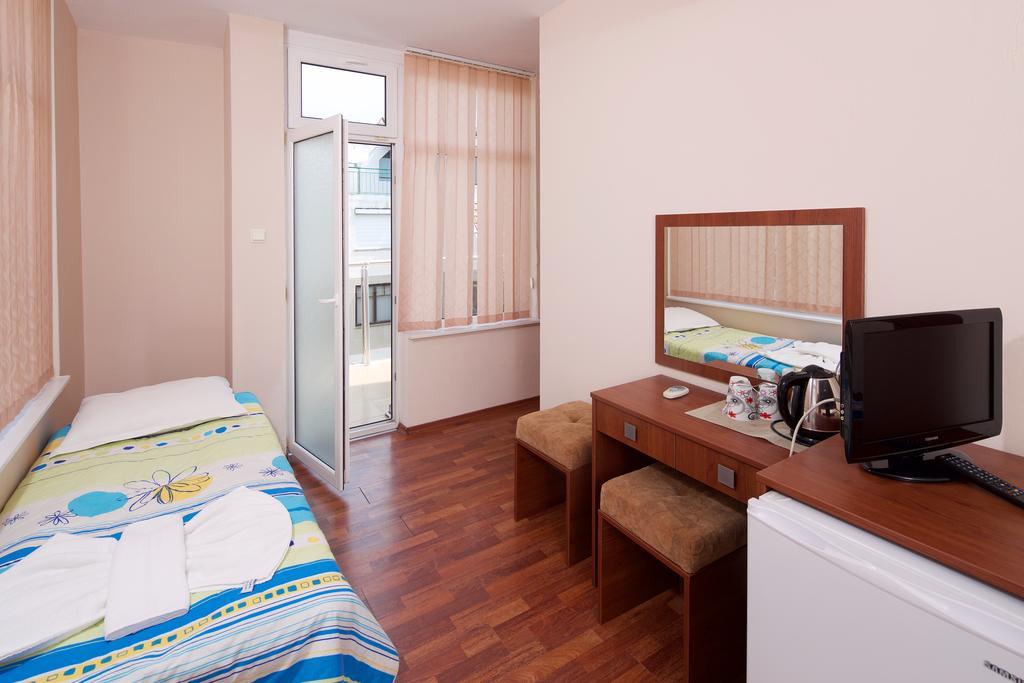 Red House Guest House Несебр Номер фото