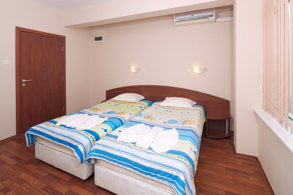 Red House Guest House Несебр Экстерьер фото